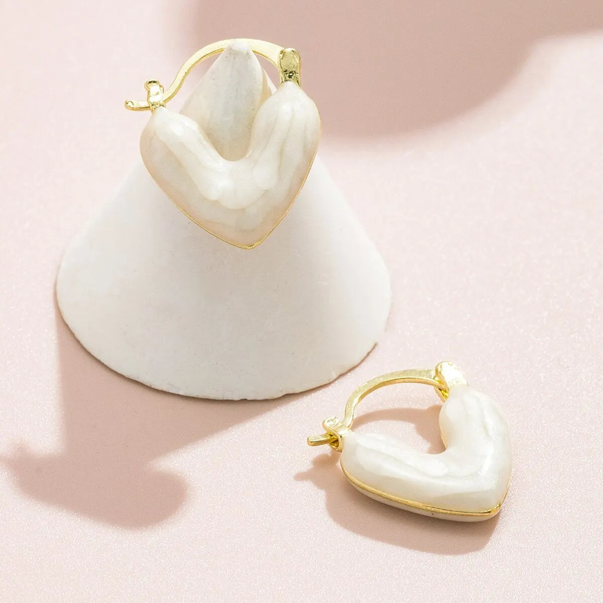 Sweet Minimalist Love Heart Drop Earrings for Women
